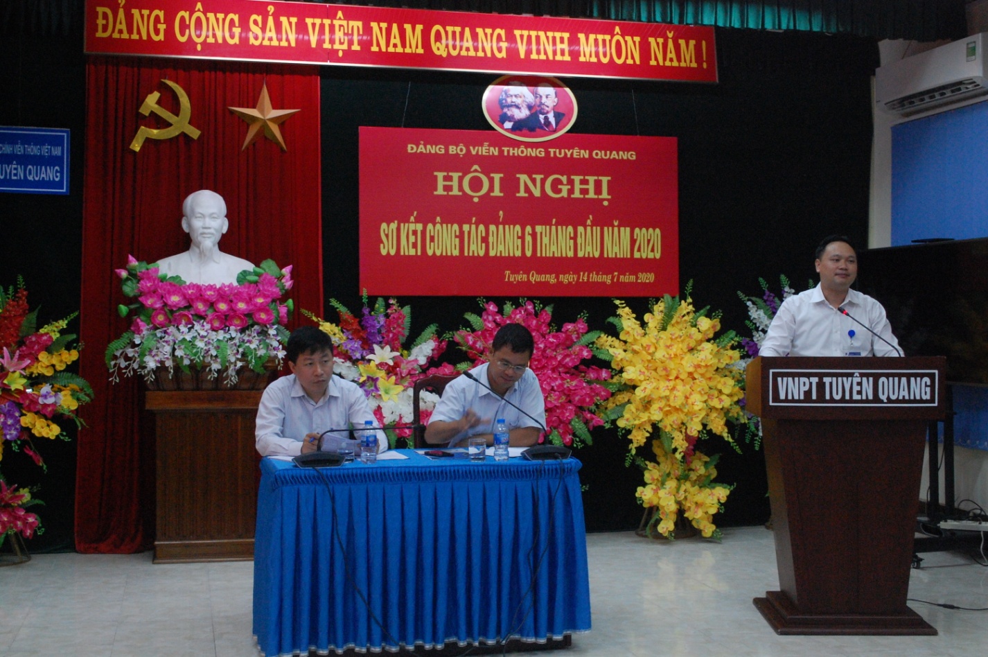 VNPT Tuyên Quang tổ chức Hội nghị sơ kết công tác Đảng 6 tháng đầu năm 2020 VNPT Tuyên Quang tổ chức Hội nghị sơ kết công tác Đảng 6 tháng đầu năm 2020
